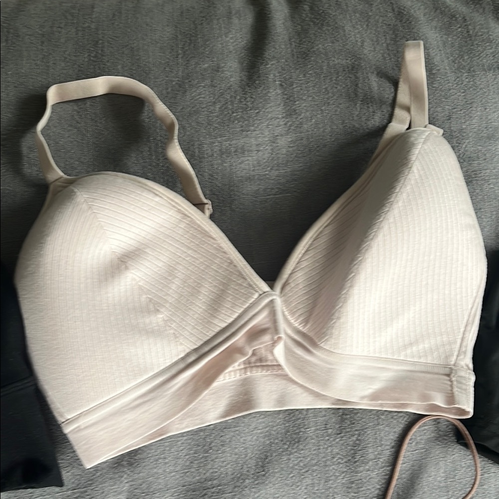 Amazon, Victoria's Secret Pink, Aerie, Target and Betsey Johnson Assorted Bras - Picture 12 of 13